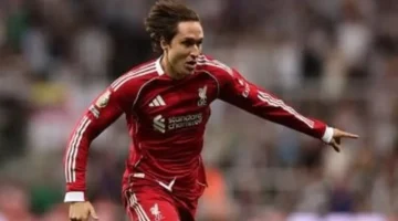 مفاوضات ساخنة.. يوفنتوس يسعى لاستعادة كييزا من ليفربول